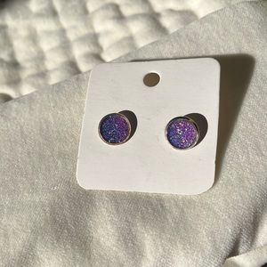 earrings (stud)